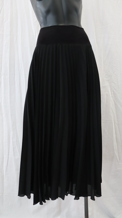 Sills Midi Skirt 16