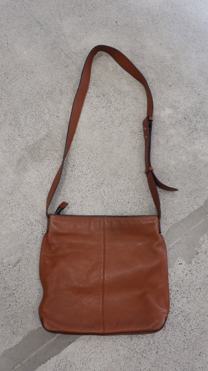 COUNTRY ROAD handbag N/A