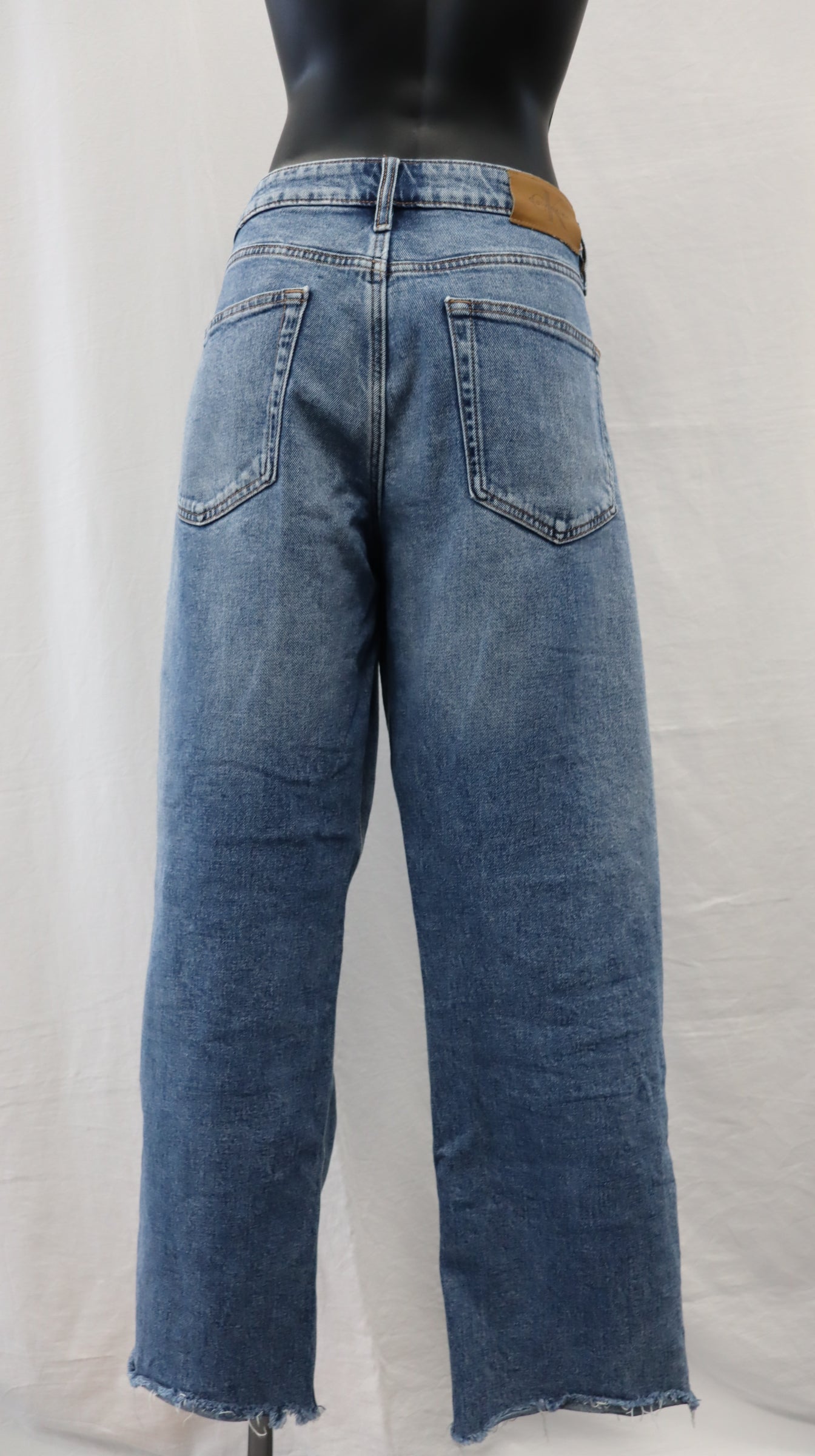 Calvin Klein Jeans 11
