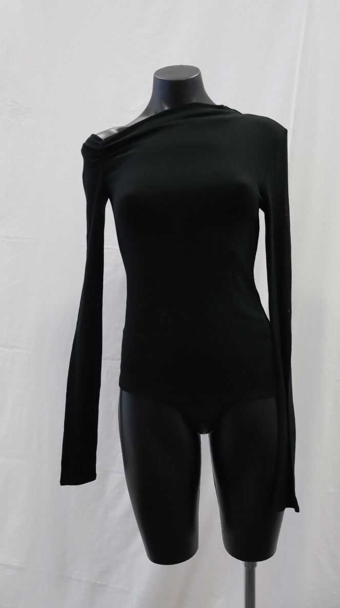 Henne Long Sleeve 8