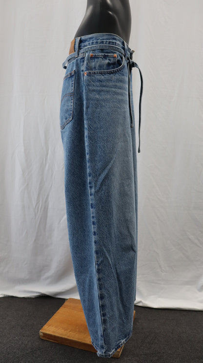 Levi Strauss & CO Jeans 14