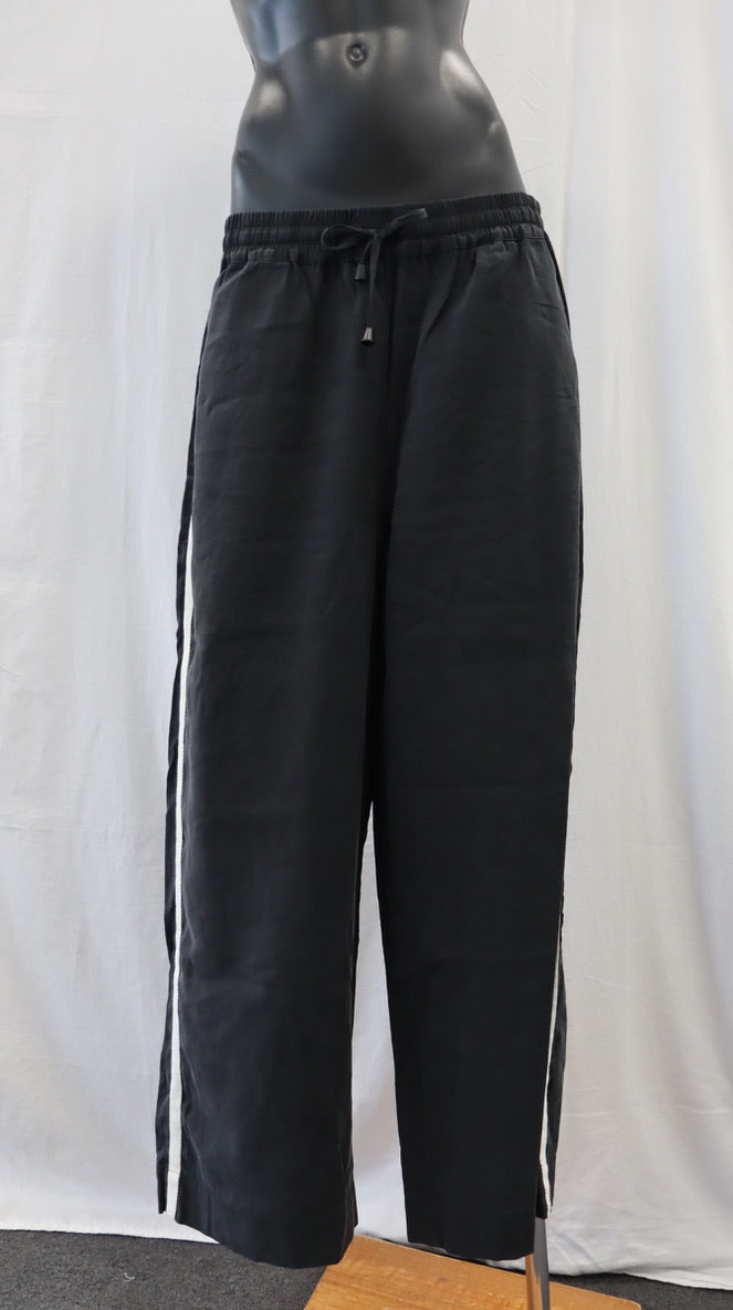 stories be told Pants 14