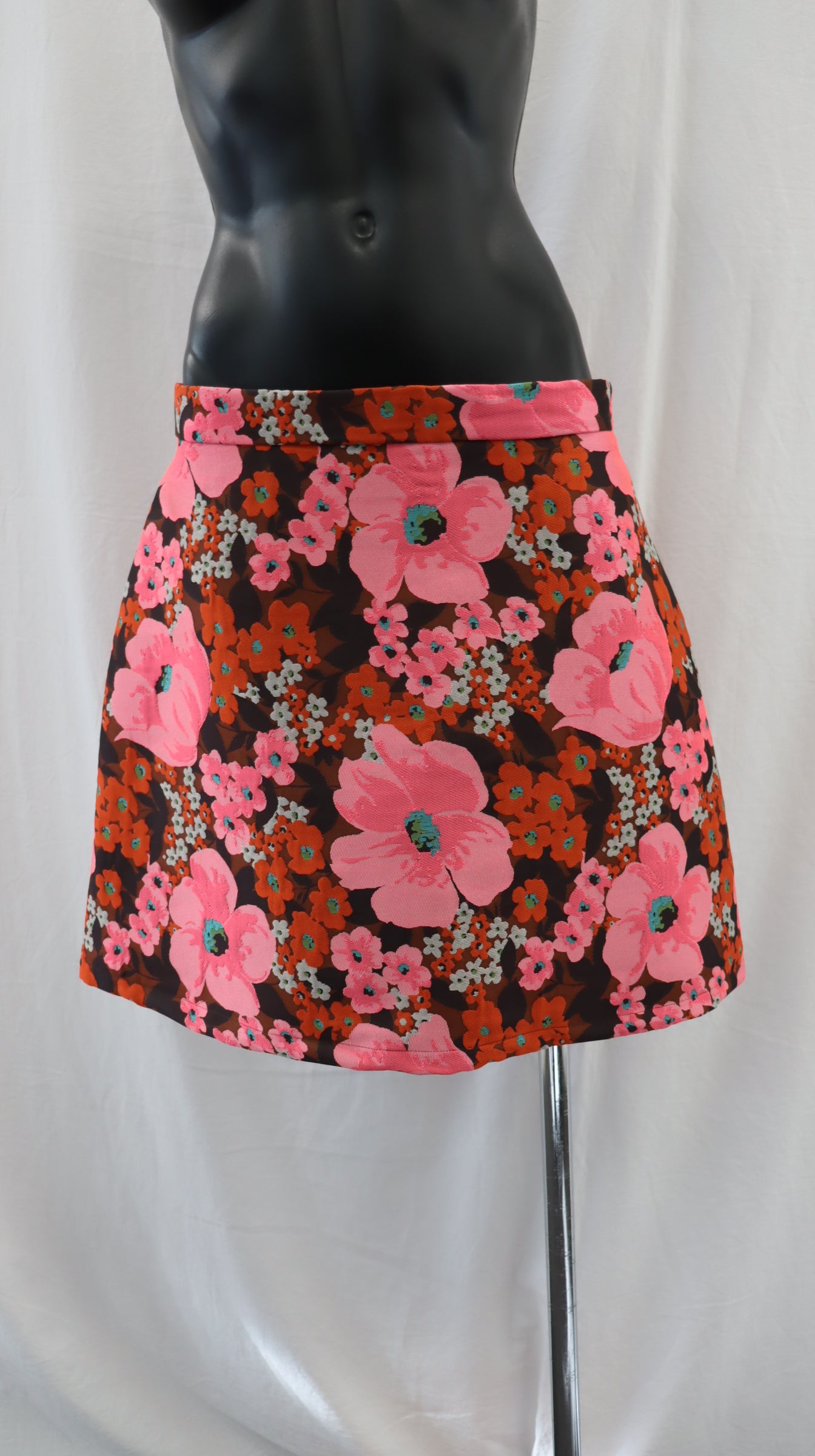annie Mini Skirt M