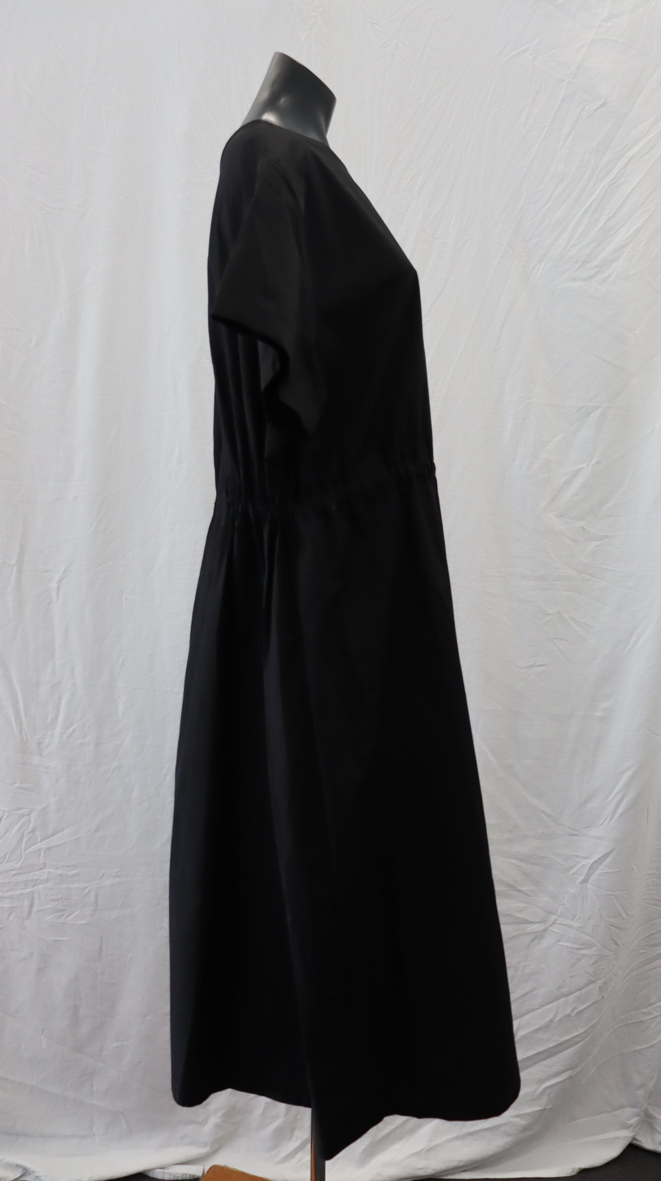 RICOCHET Midi Dress L
