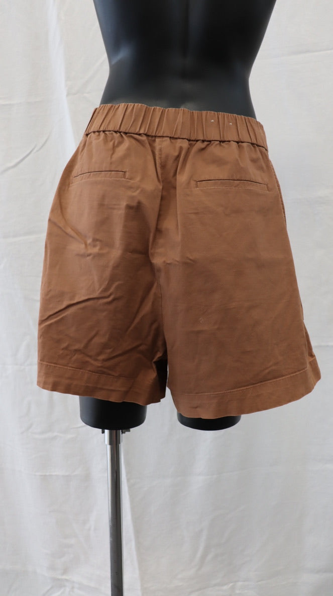 Calvin Klein Shorts L