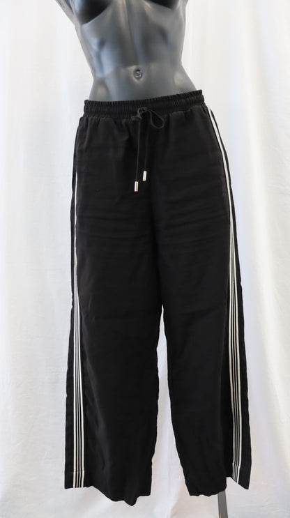 stories be told Pants 10