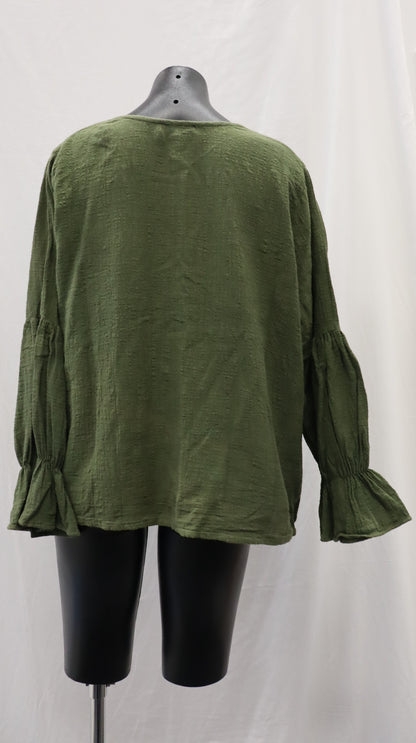 BLAK L O V E Blouse 16