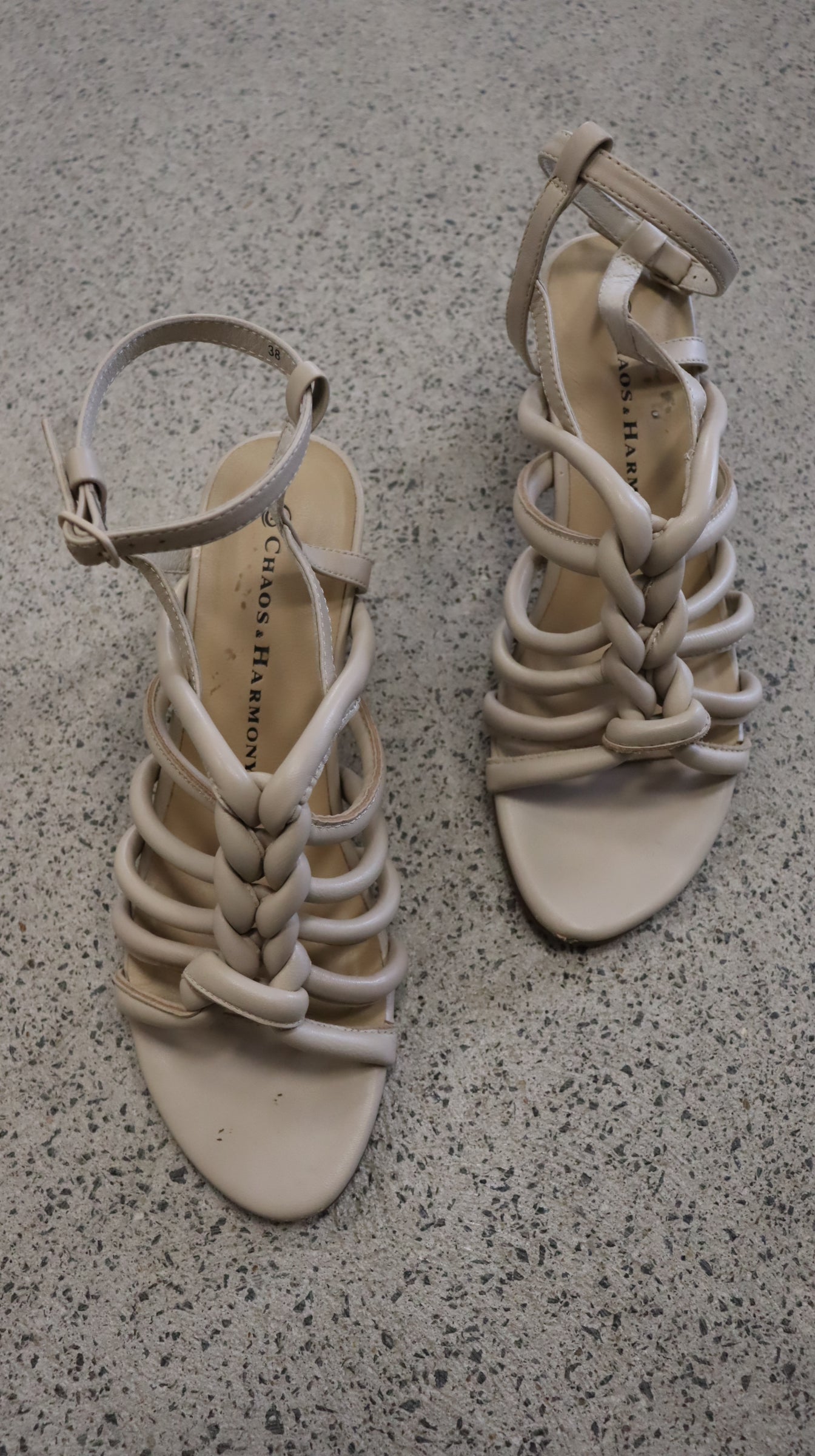 CHAOS & HARMONY Heels 38