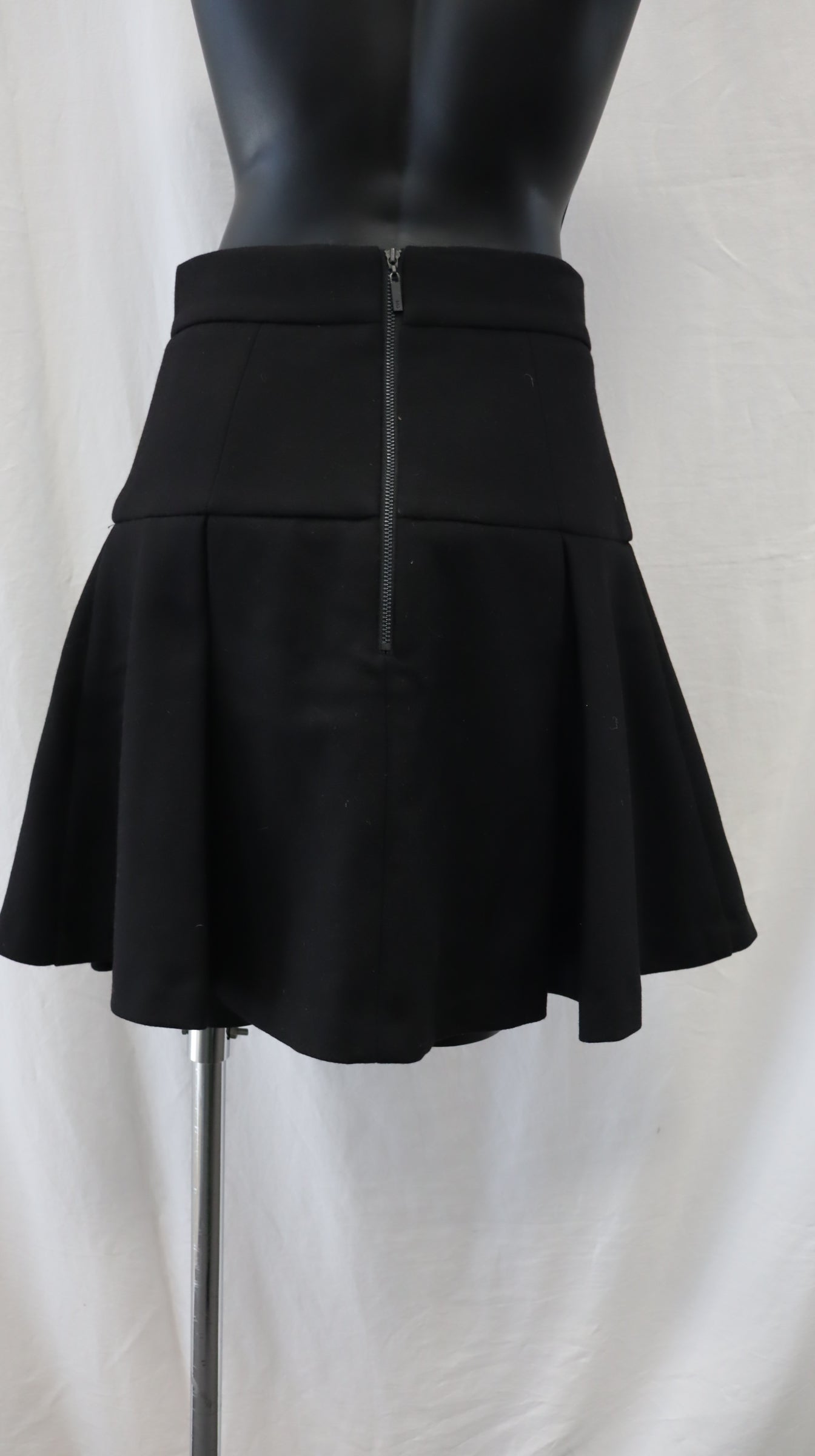 CUE Mini Skirt 8