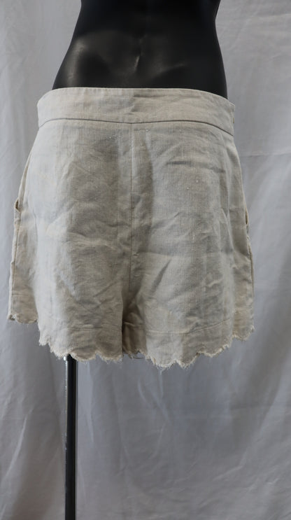 Caitlin Crisp Shorts 12