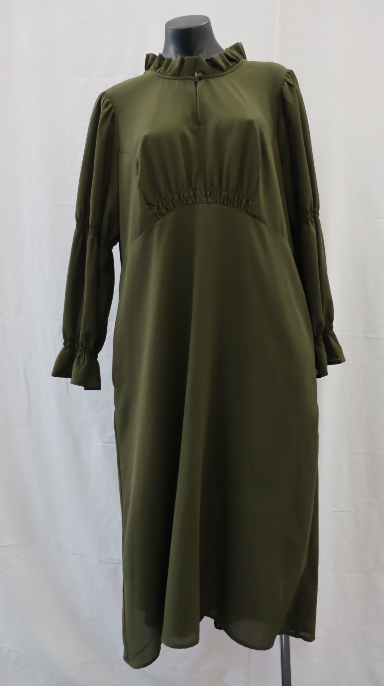 *NO TAG Midi Dress S - M
