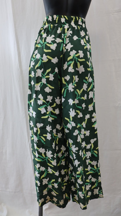 KATE SYLVESTER Pants 6