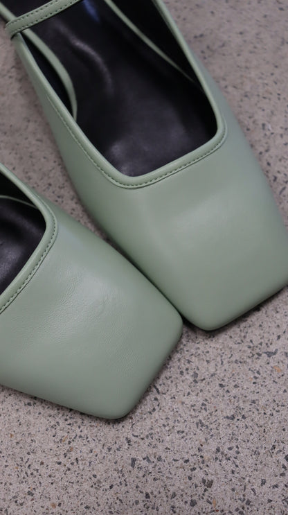 Tony Bianco Flats 8