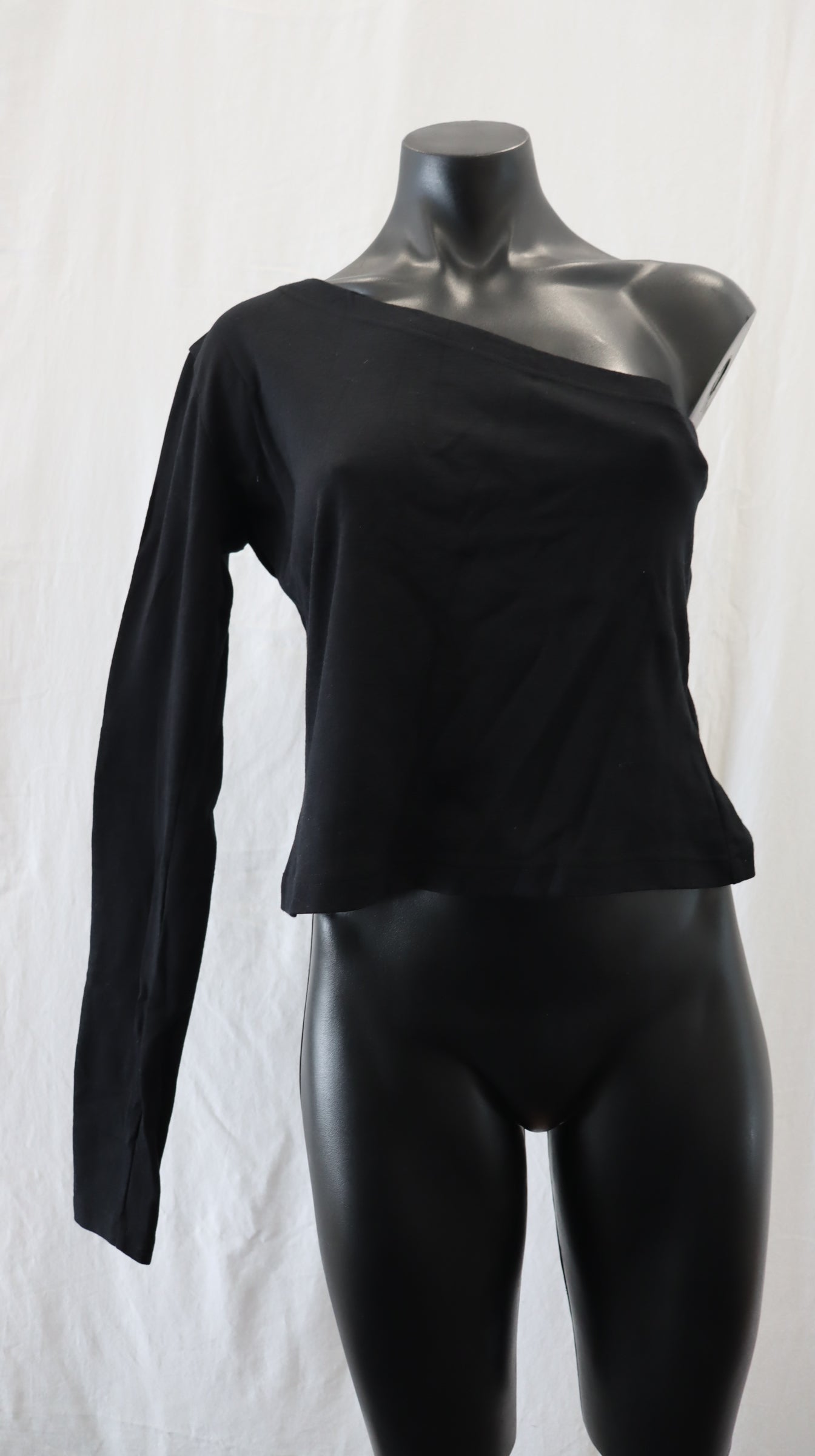 Benjamin Alexander Long Sleeve 14