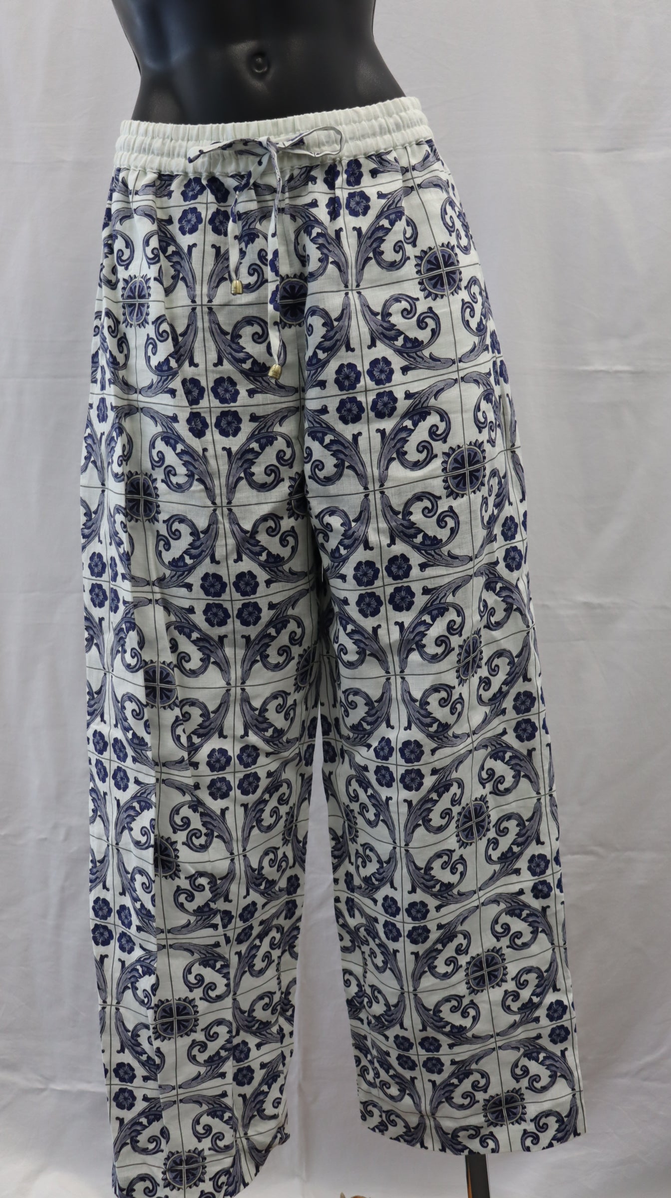 Palm Noosa Pants 8