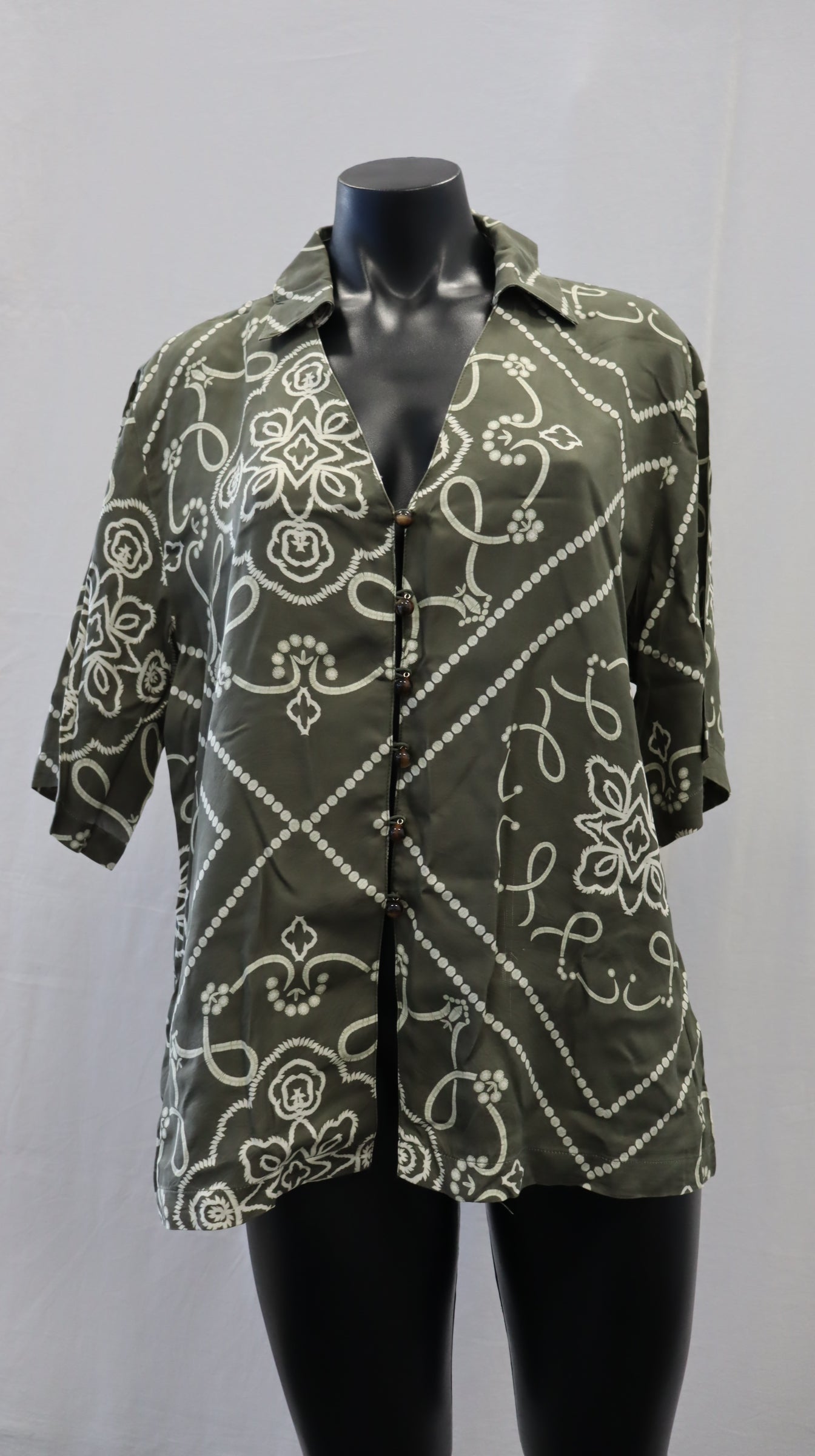 COUNTRY ROAD Button Up 10