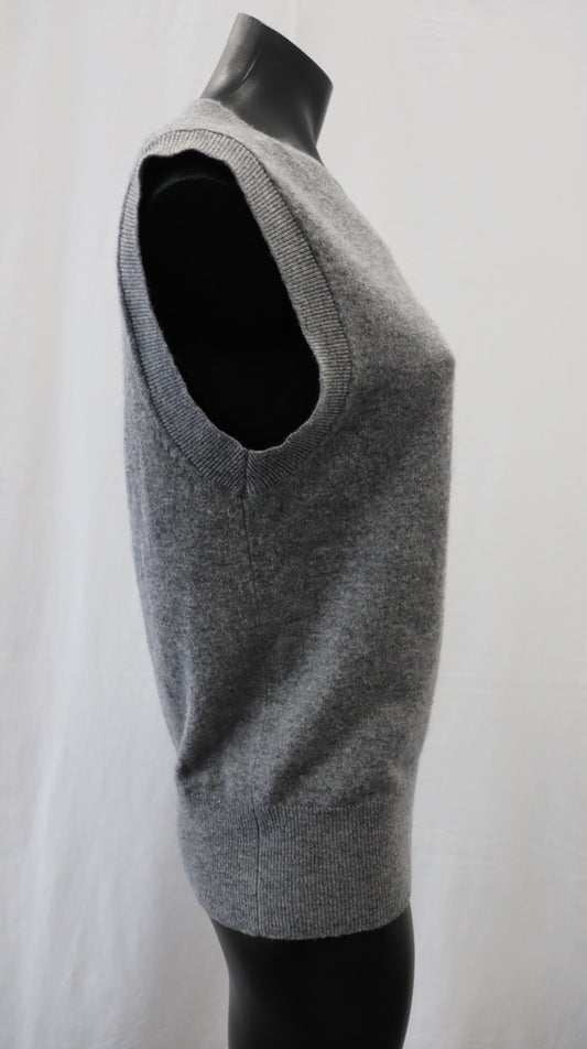 Gregory Vest xs