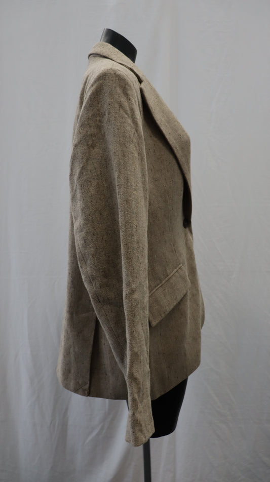 M A X Blazer 16