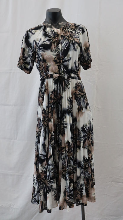 juliette hogan Midi Dress 6