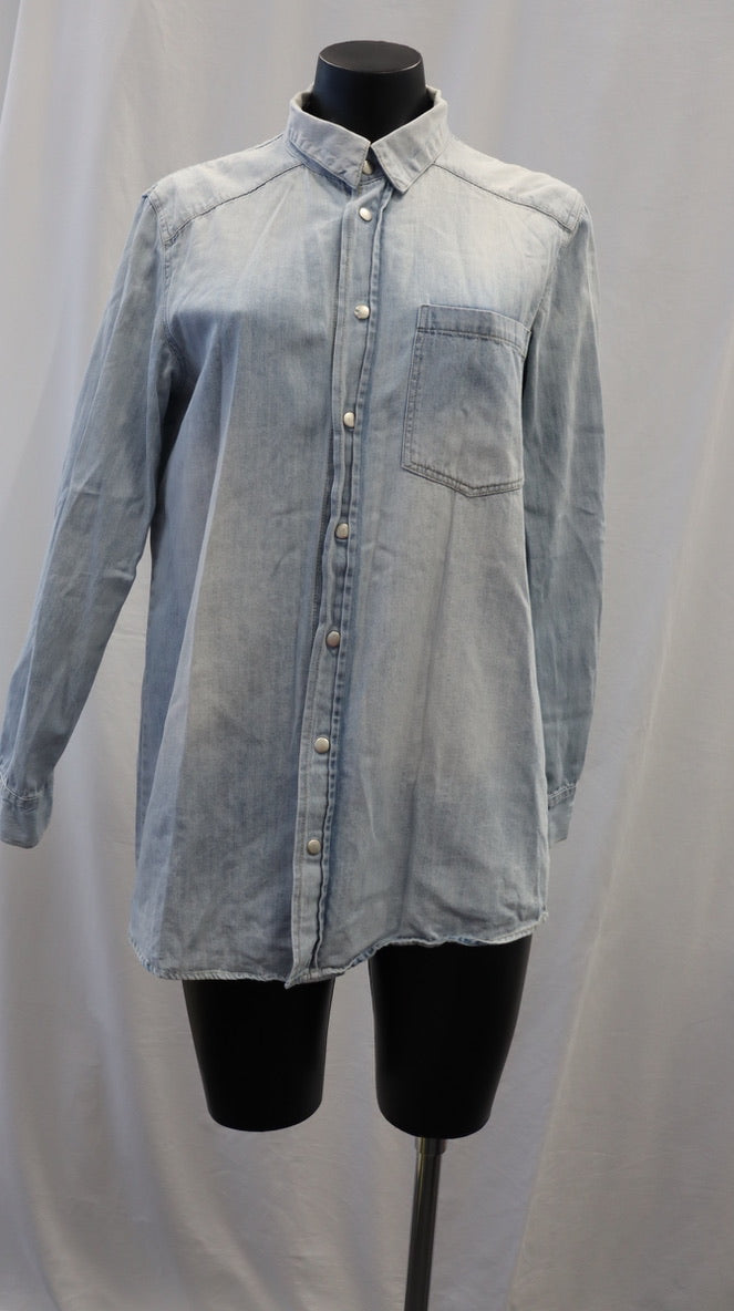 moochi Button Up 8