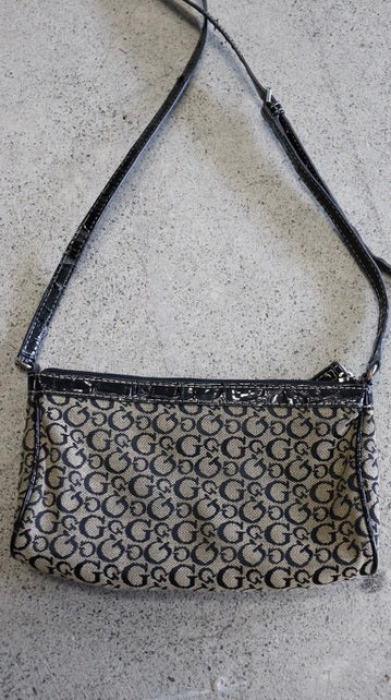 G U E S S handbag N/A