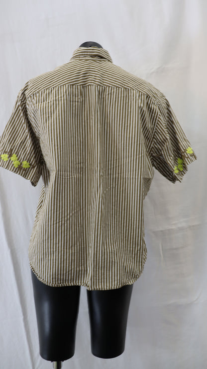 kowtow Button Up S