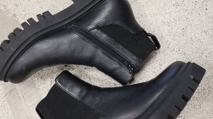 Isabella Anselmi Boots 39