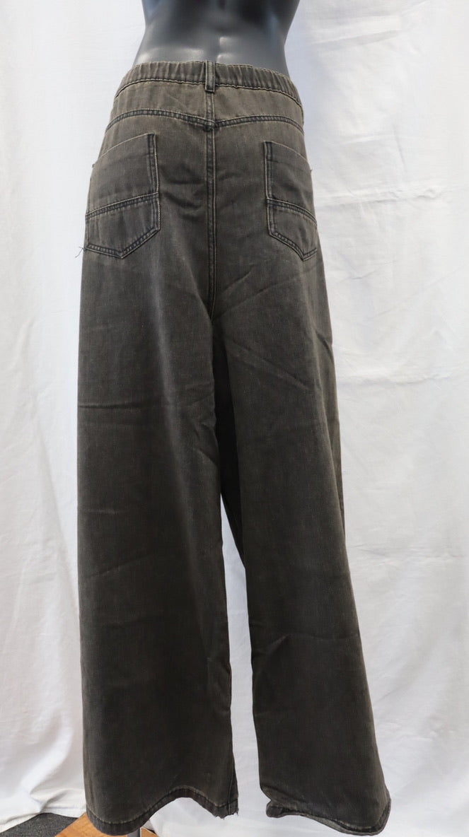 moochi Jeans 16