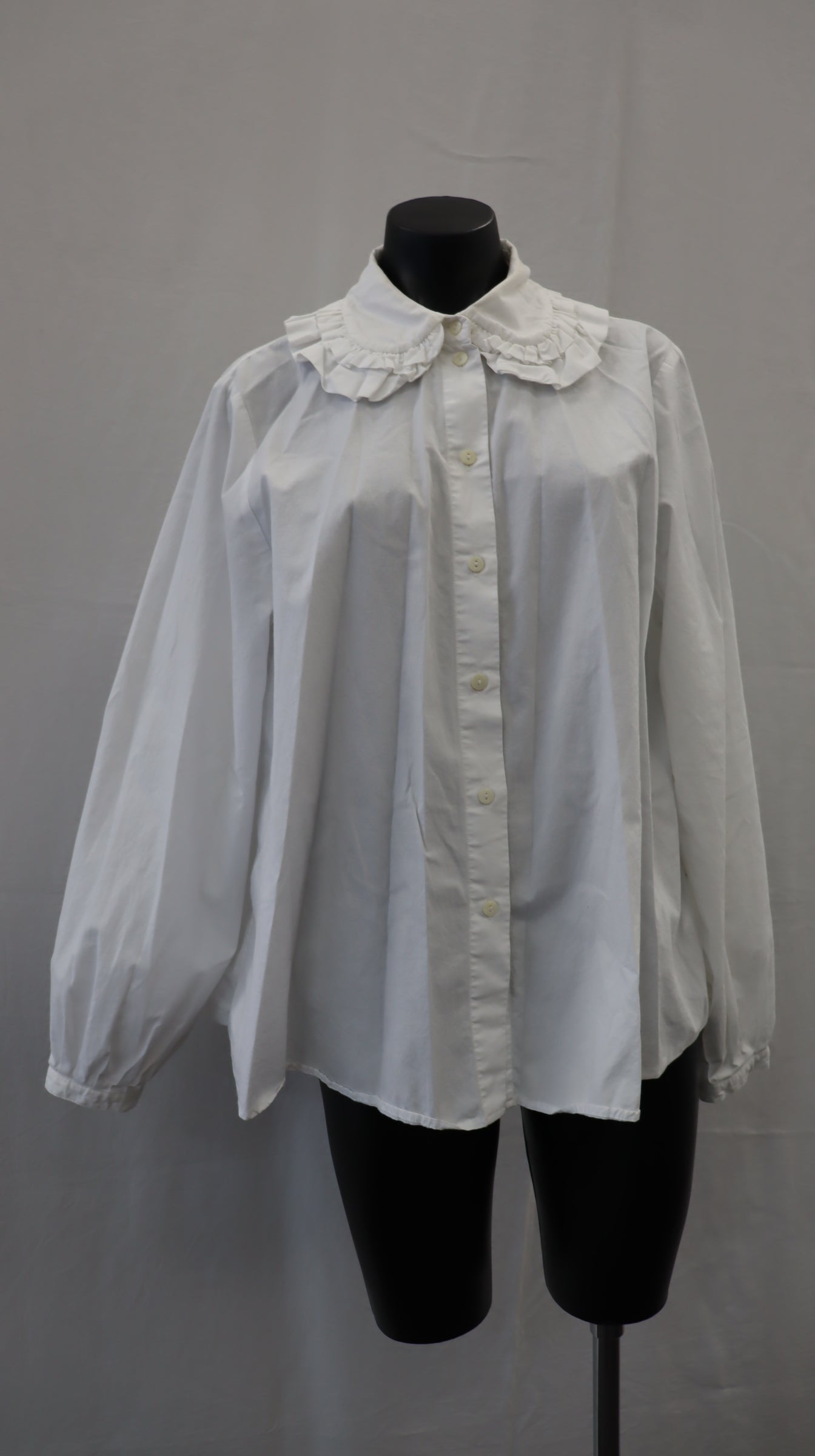 kowtow Button Up L