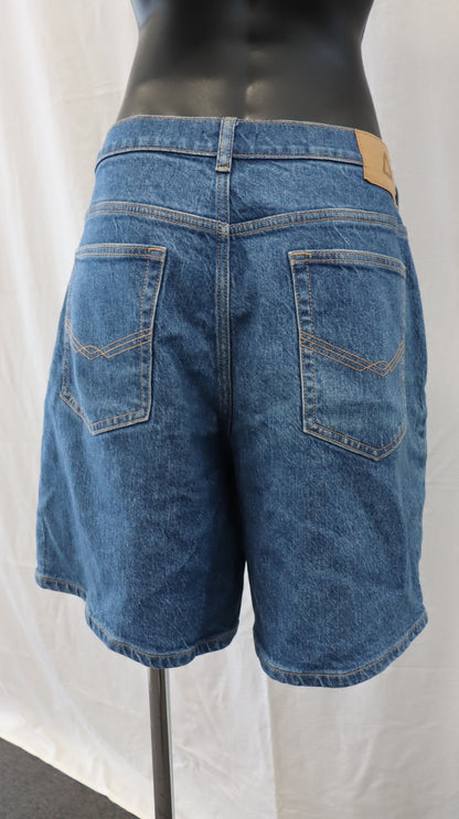 Jag Shorts 14