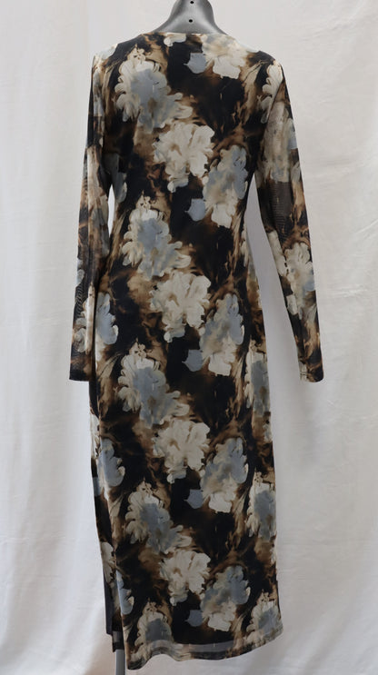 AMONG THE BRAVE Maxi Dress 12