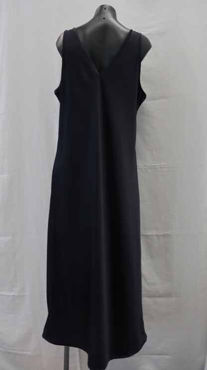 the edit Maxi Dress 16