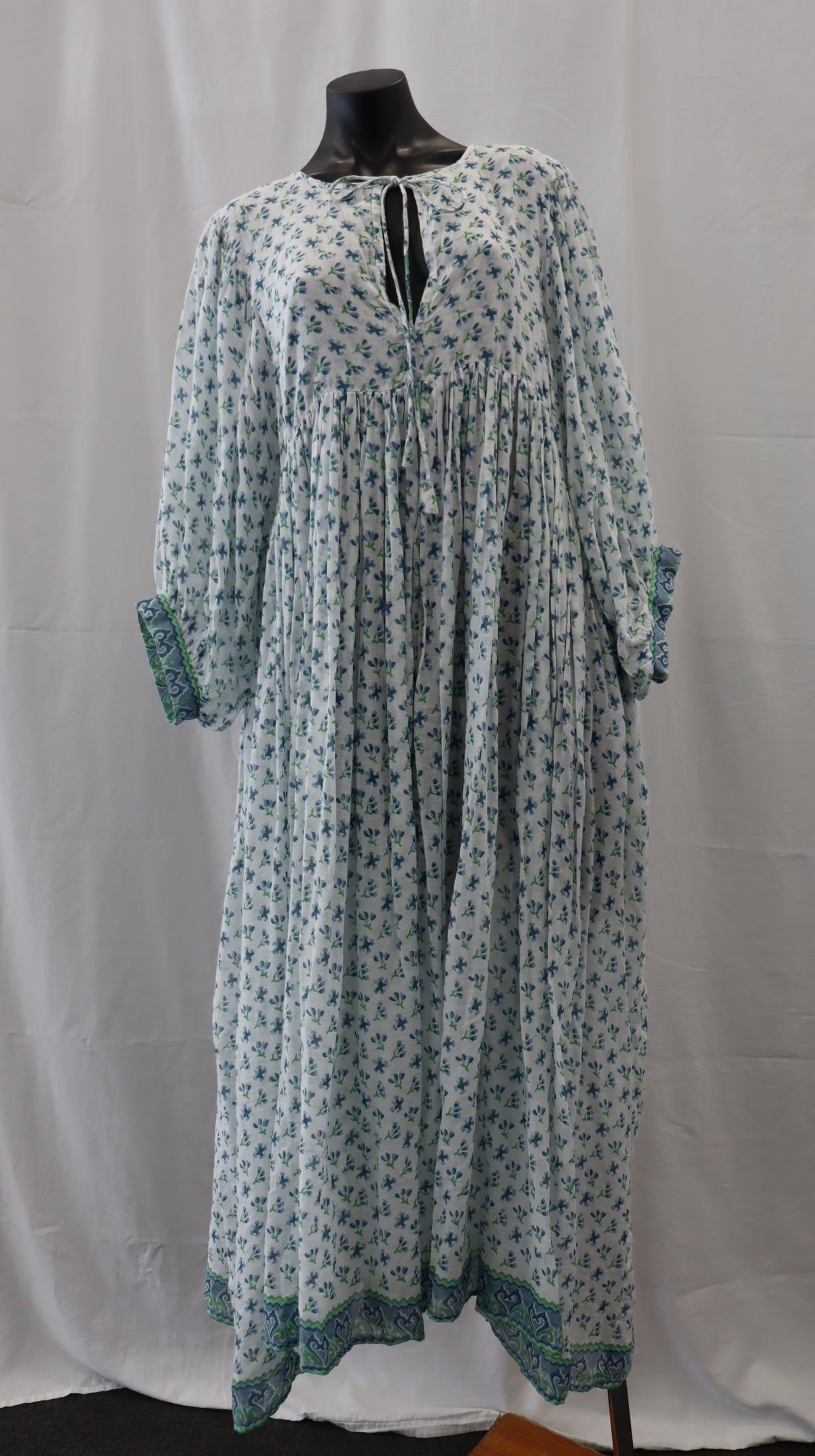Daughters Of India Maxi Dress XXL
