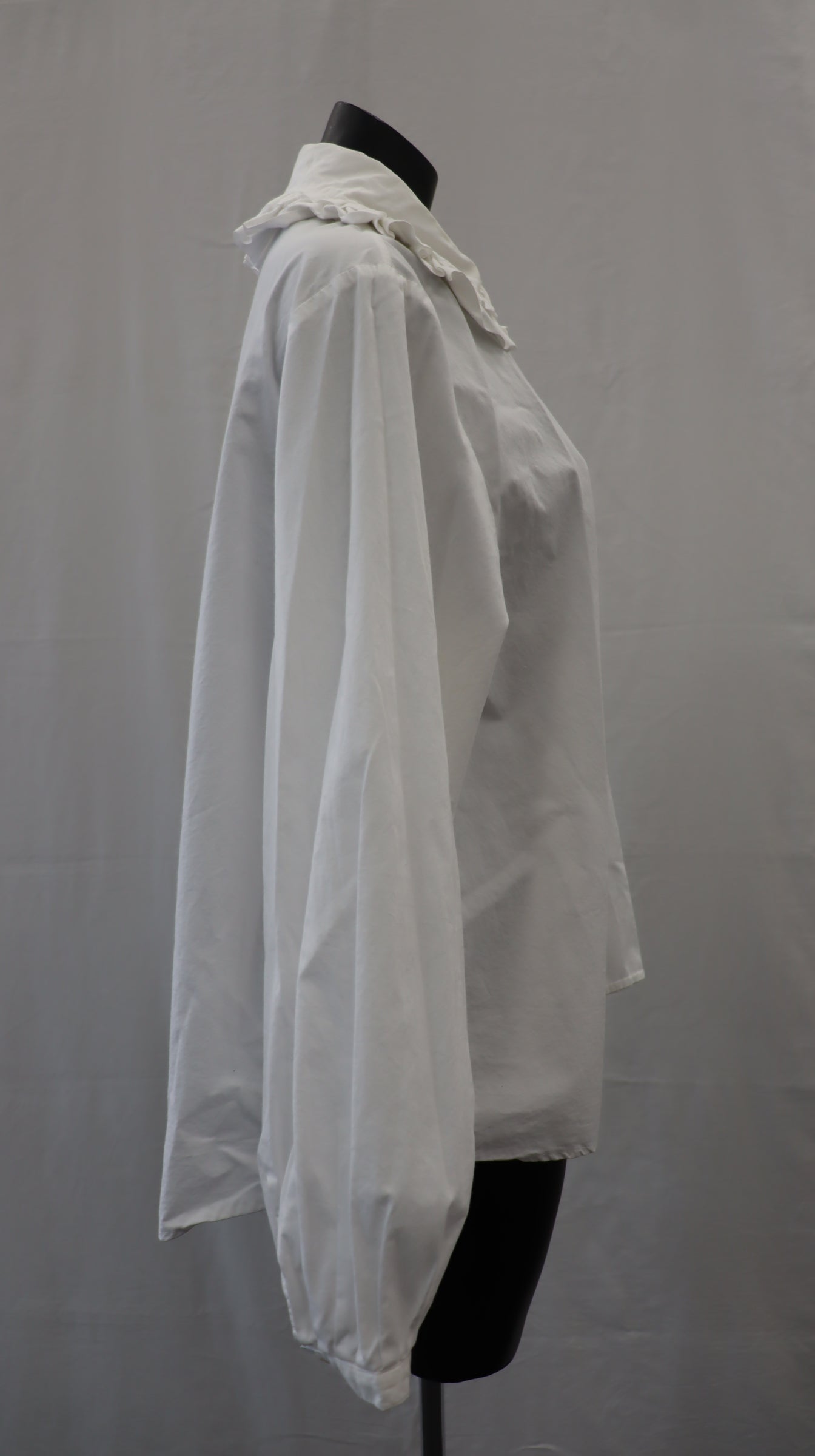 kowtow Button Up L