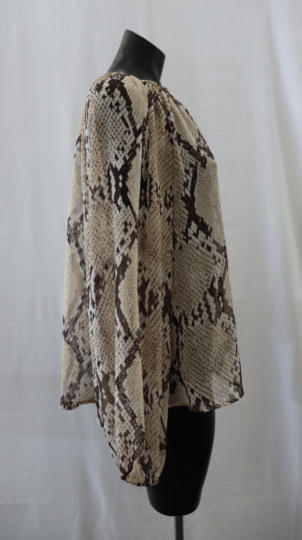 H & M Blouse S
