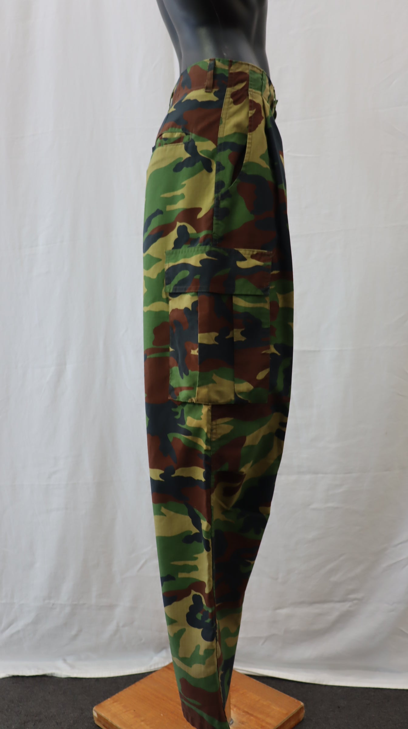 *NO TAG Pants xs