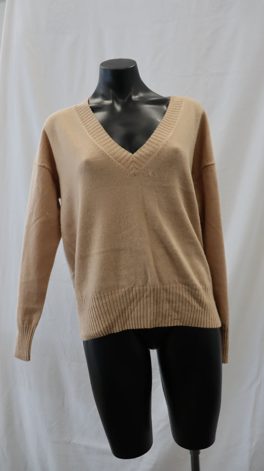 M A X Knit xs