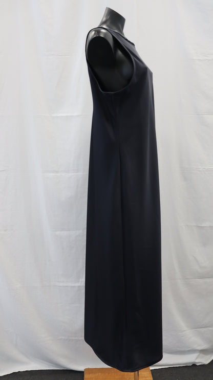 the edit Maxi Dress 16