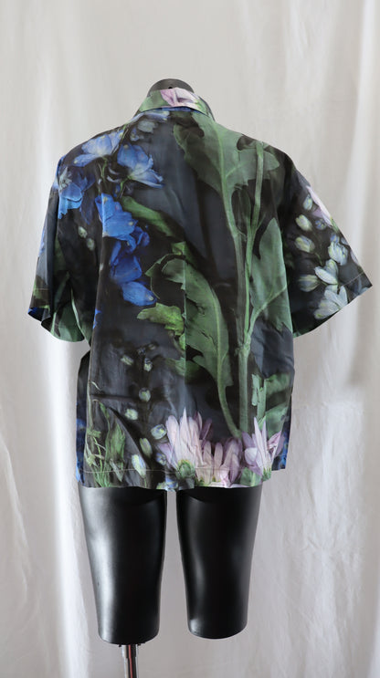 kowtow Button Up S