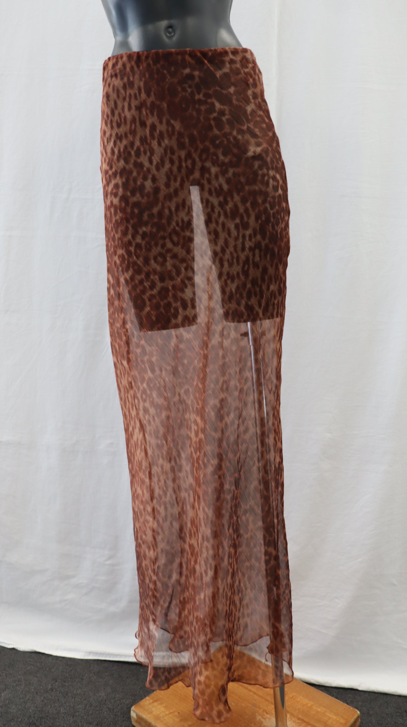 By Frankie Maxi Skirt L