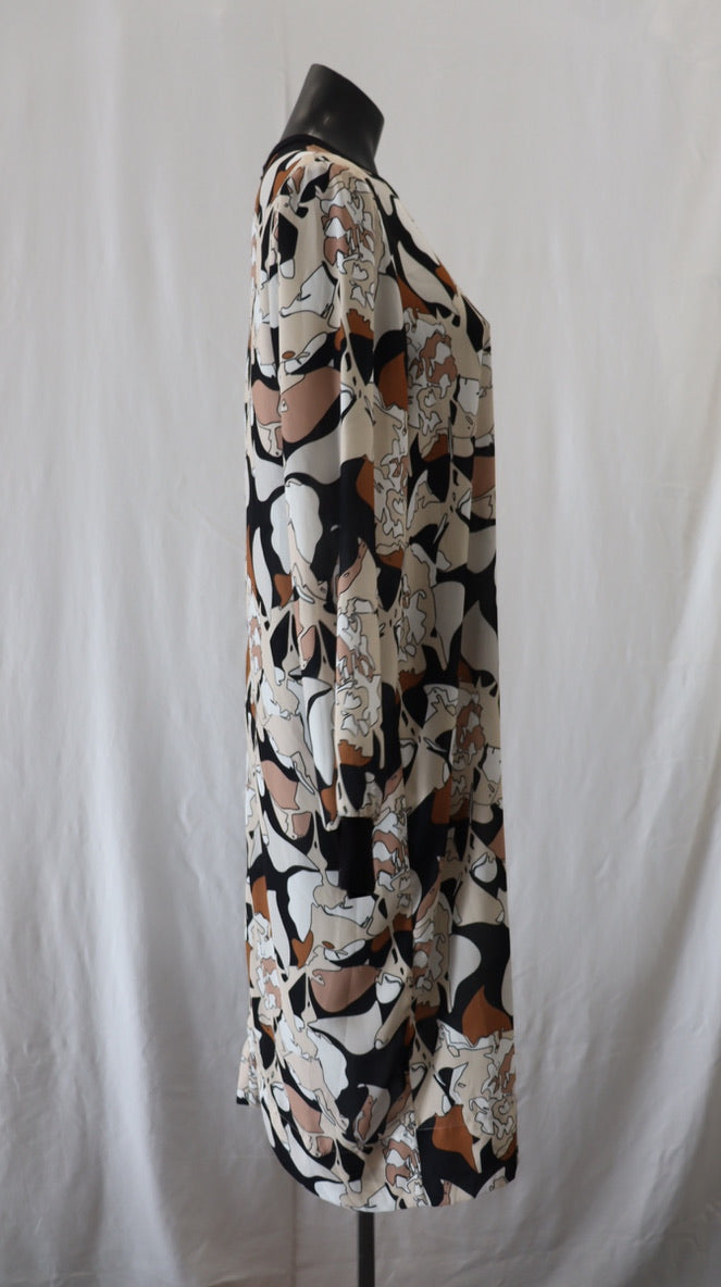 juliette hogan Midi Dress 12