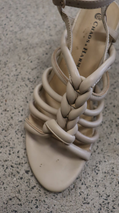 CHAOS & HARMONY Heels 38