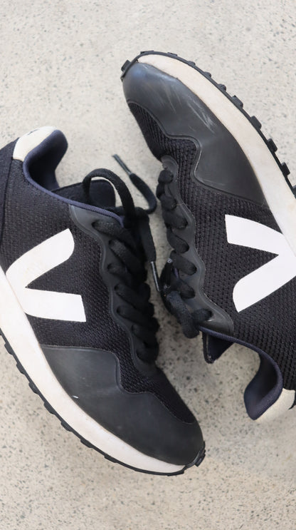 VEJA Sneaker 38