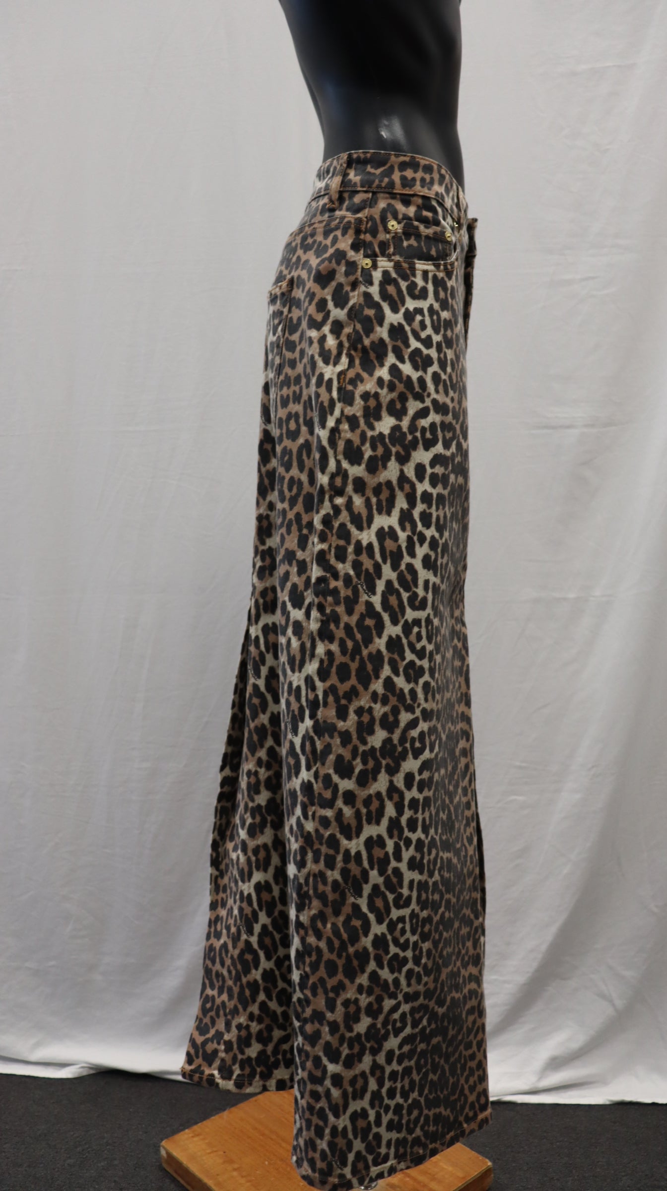 GANNI Maxi Skirt 14
