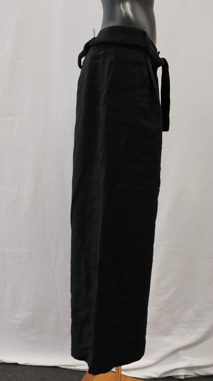VIKTORIA WOODS Pants 12