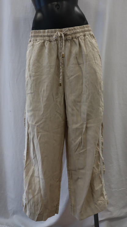 stories be told Pants L