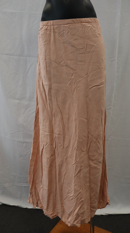 S U P E R E T T E Maxi Skirt 12