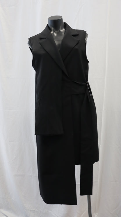 Taylor Vest L