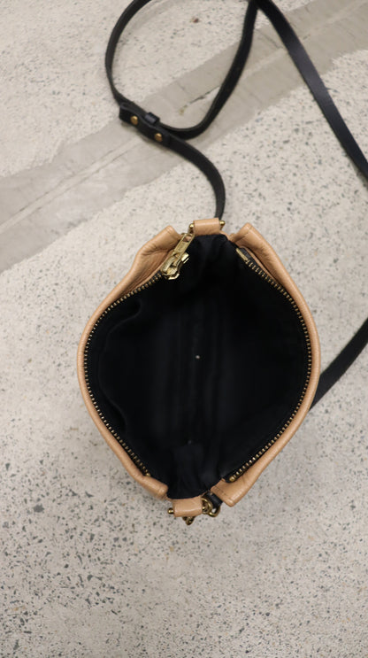 Yu Mei handbag N/A