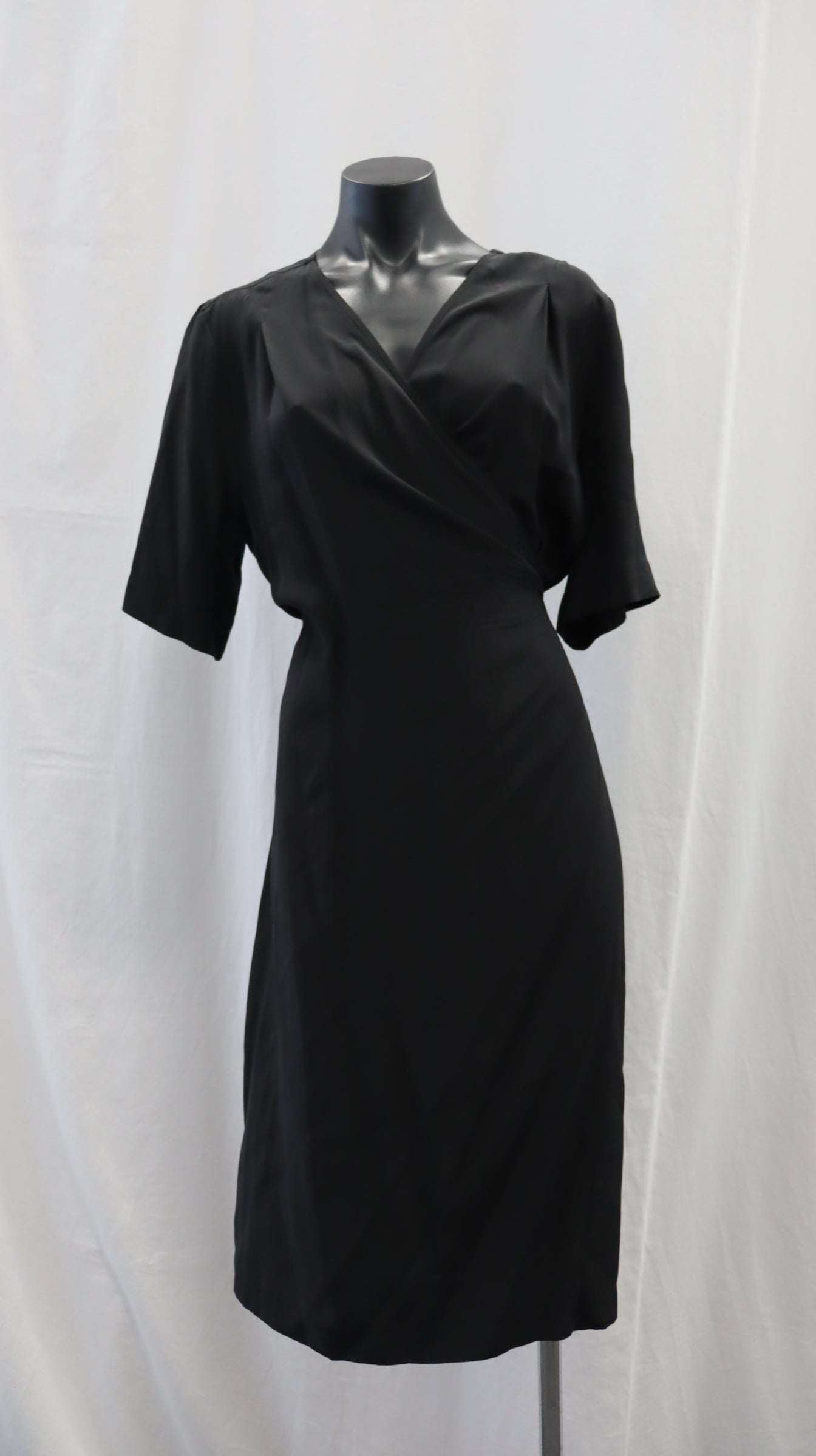 juliette hogan Midi Dress 14